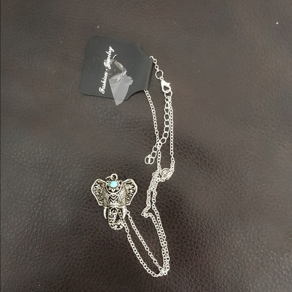 Boho style elephant head necklace - Picture 2 of 2