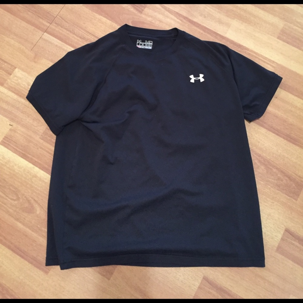 Men's athletic shirts