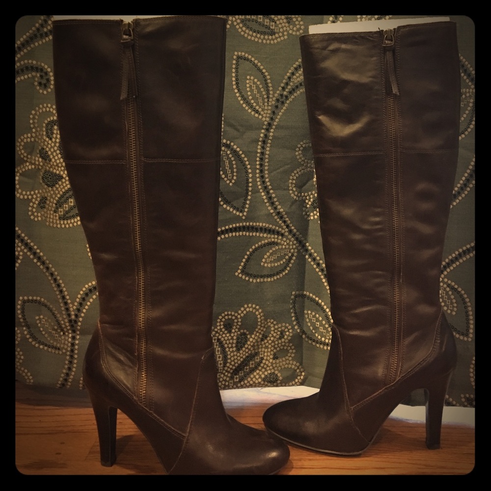 Sexy brown boots