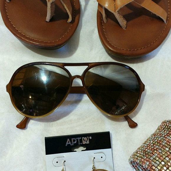 Vuarnet Accessories - Vuarnet Aviator Sunglasses, Made in France, Mint!