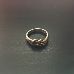 James Avery Lover's Knot Ring Size 8