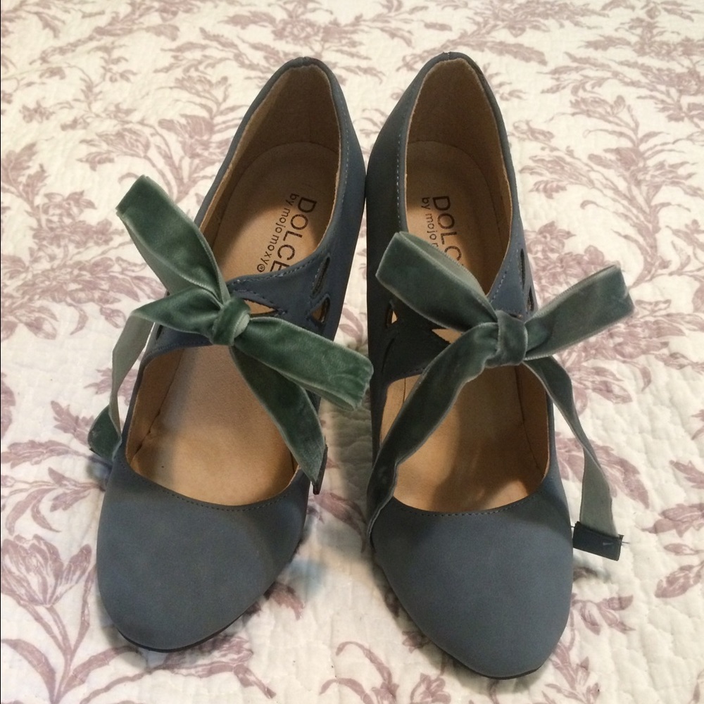 Blue Hailee Heel ✨HP✨