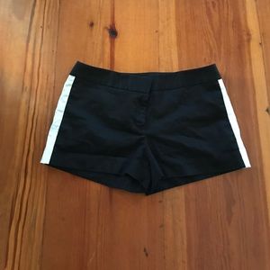 Express trouser shorts black sz6 NWOT