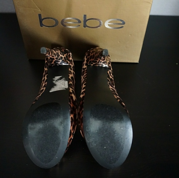 Leopard print Bebe pumps - Picture 3 of 4
