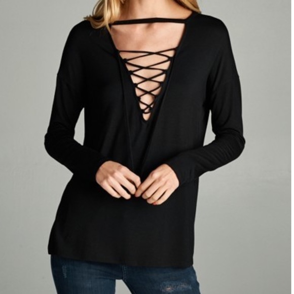 ✨LAST 1️⃣ //  Black LaceUp LS Top - Picture 6 of 6