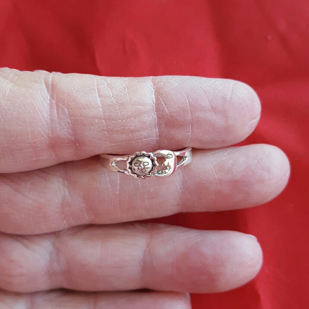 Sterling Sun and Moon Ring - Picture 2 of 3