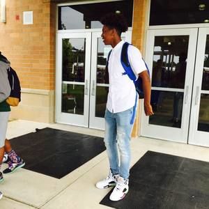 Meet your Posher, Derrick