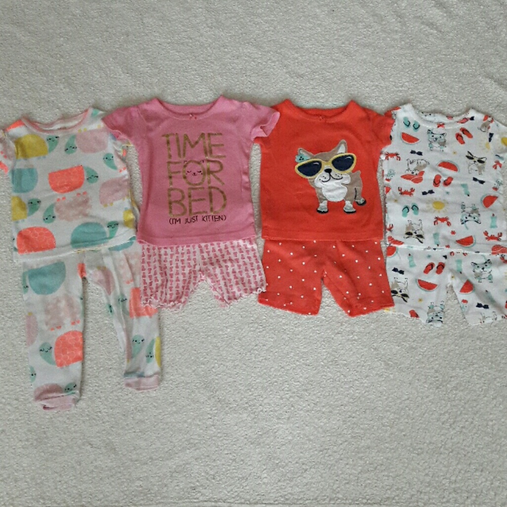 Bundle of Carter's Pajamas - size 12m