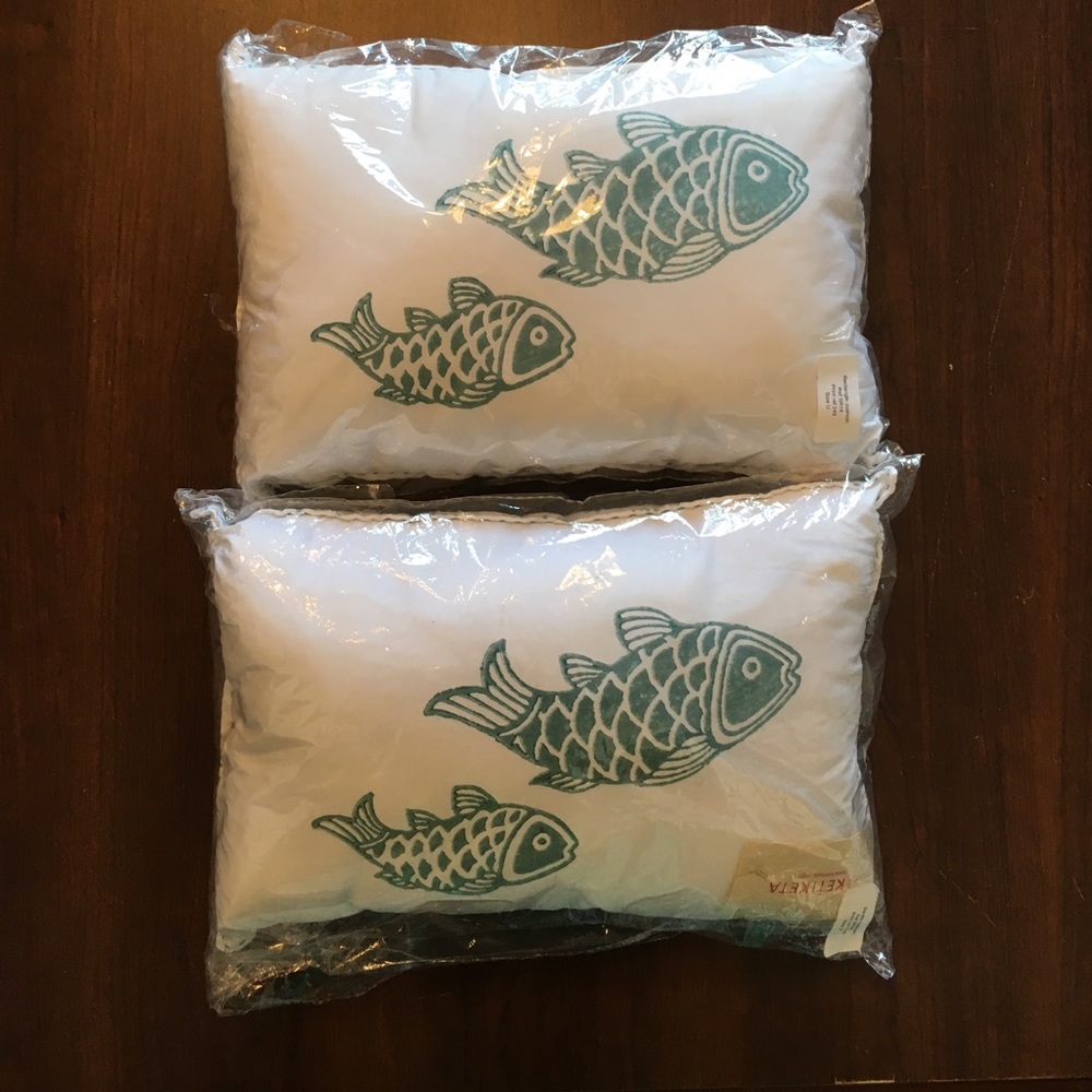 New ketiketa fish throw pillow set