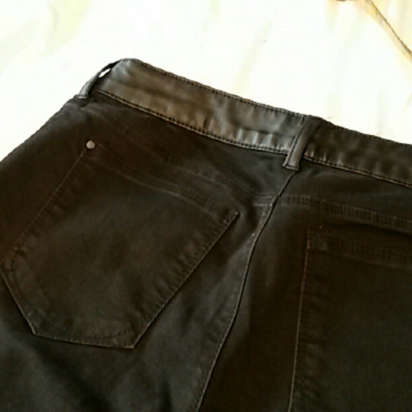 Faux Leather Black Jeans - Picture 6 of 7