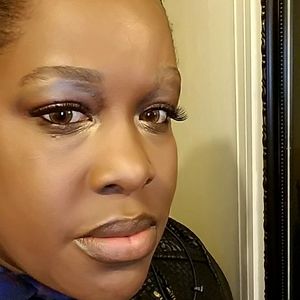 Meet your Posher, Diamond