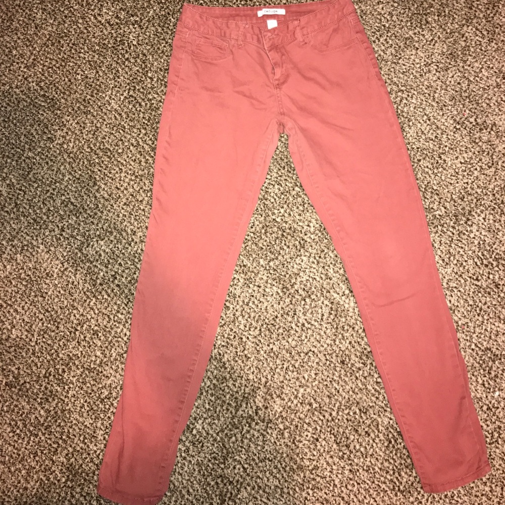 Refuge skinnys