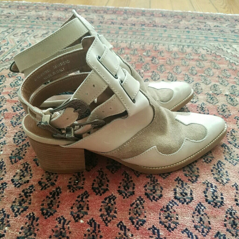 TOPSHOP Cutout Heel AUSTIN boots, 39