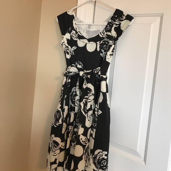 Girls Rare Edition Dress - Picture 2 of 3