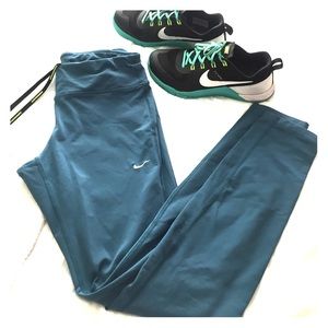 Nike dry fit full length leggings