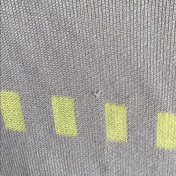 ✨FINAL SALE✨ Boutique Aztec Print Fringe Sweater - Picture 6 of 6