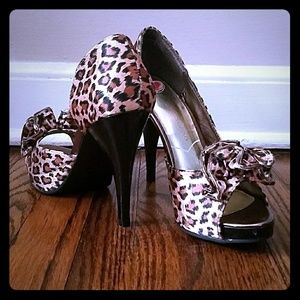 Leopard High heels 7.5 M