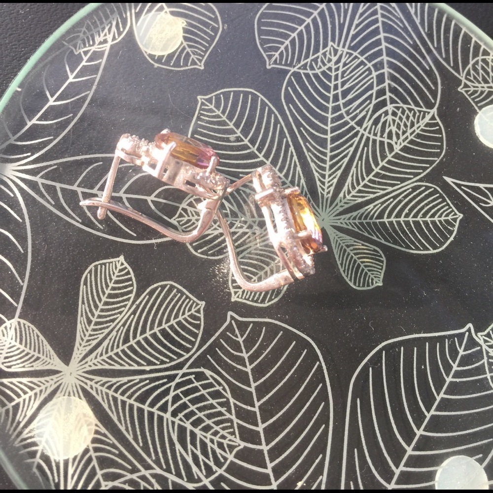 Color Stone gem earrings - Picture 4 of 8