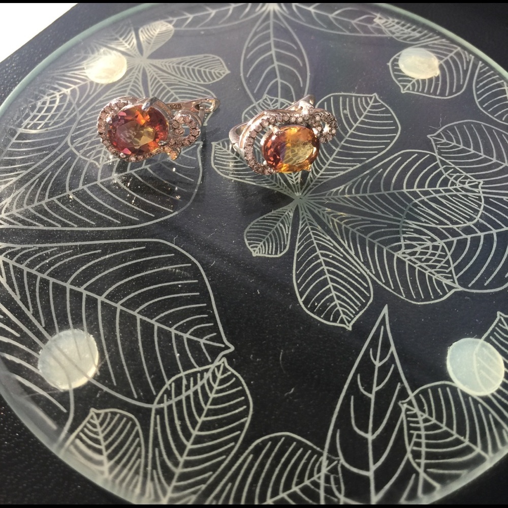 Color Stone gem earrings - Picture 6 of 8