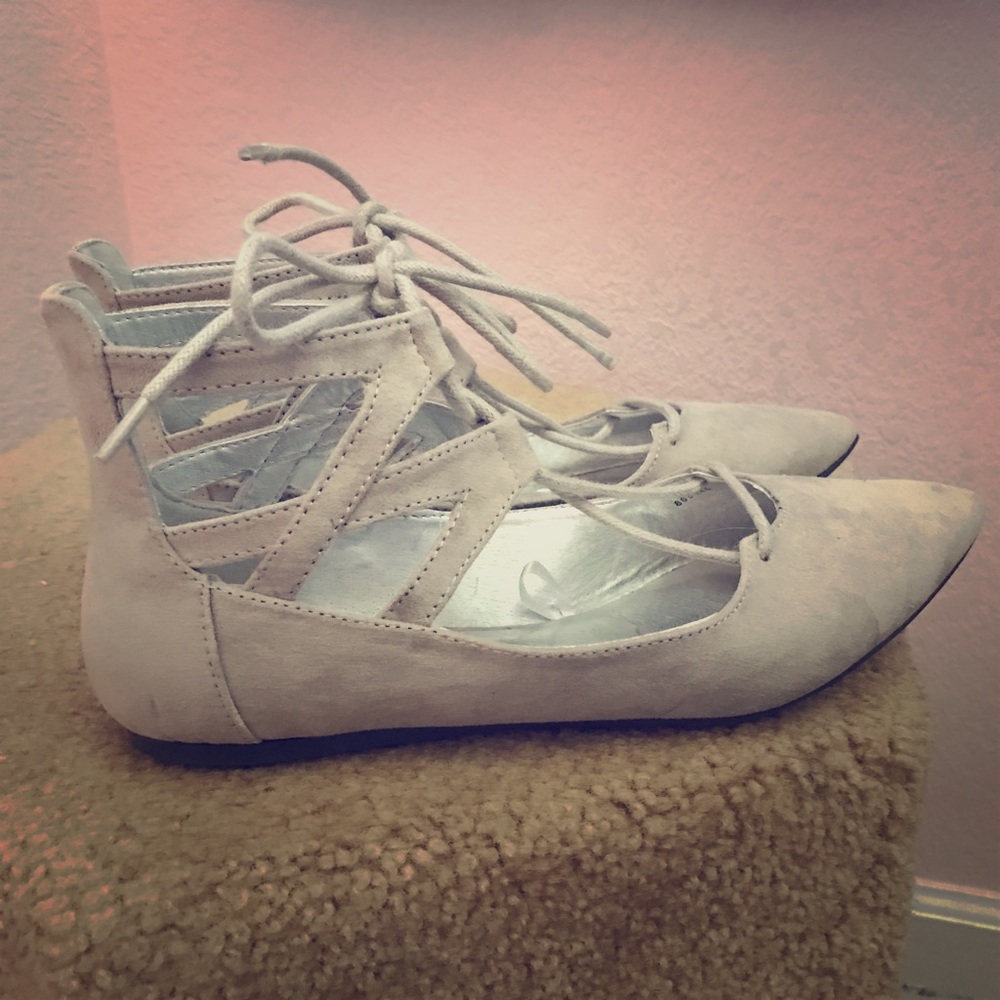 🚫SOLD🚫 Gray Flats