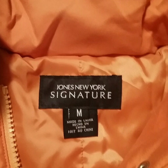 Vest - Picture 3 of 4