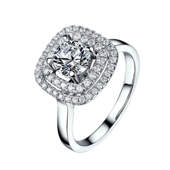 New Stunning  Silver Ring❗️Closet Closing ❗️ - Picture 4 of 5