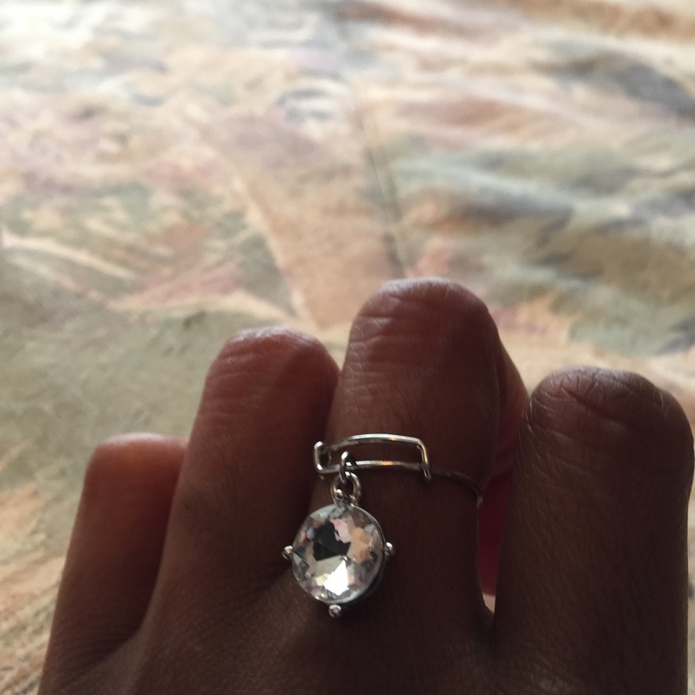 💕Chic Round Crystal dangle rings.💕 - Picture 2 of 2