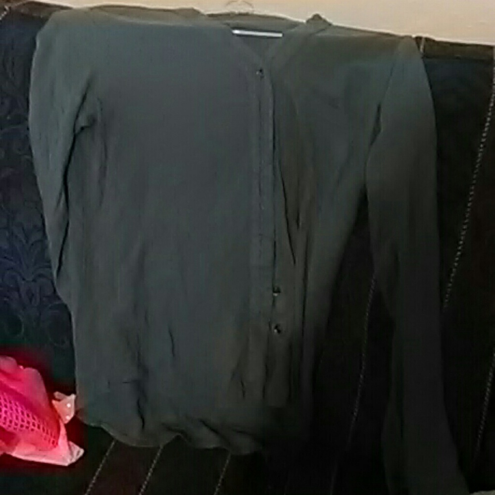 Button up blouse - Picture 2 of 2
