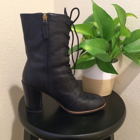 Franco Sarto lace up boots - Picture 3 of 4