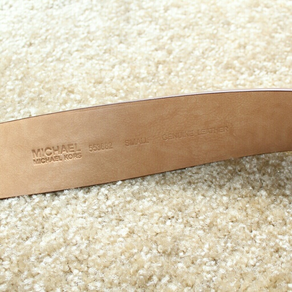 Michael Kors tan belt - Picture 2 of 4