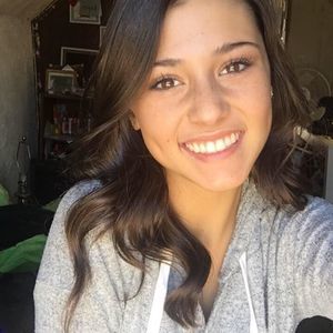 Meet your Posher, Kaylee