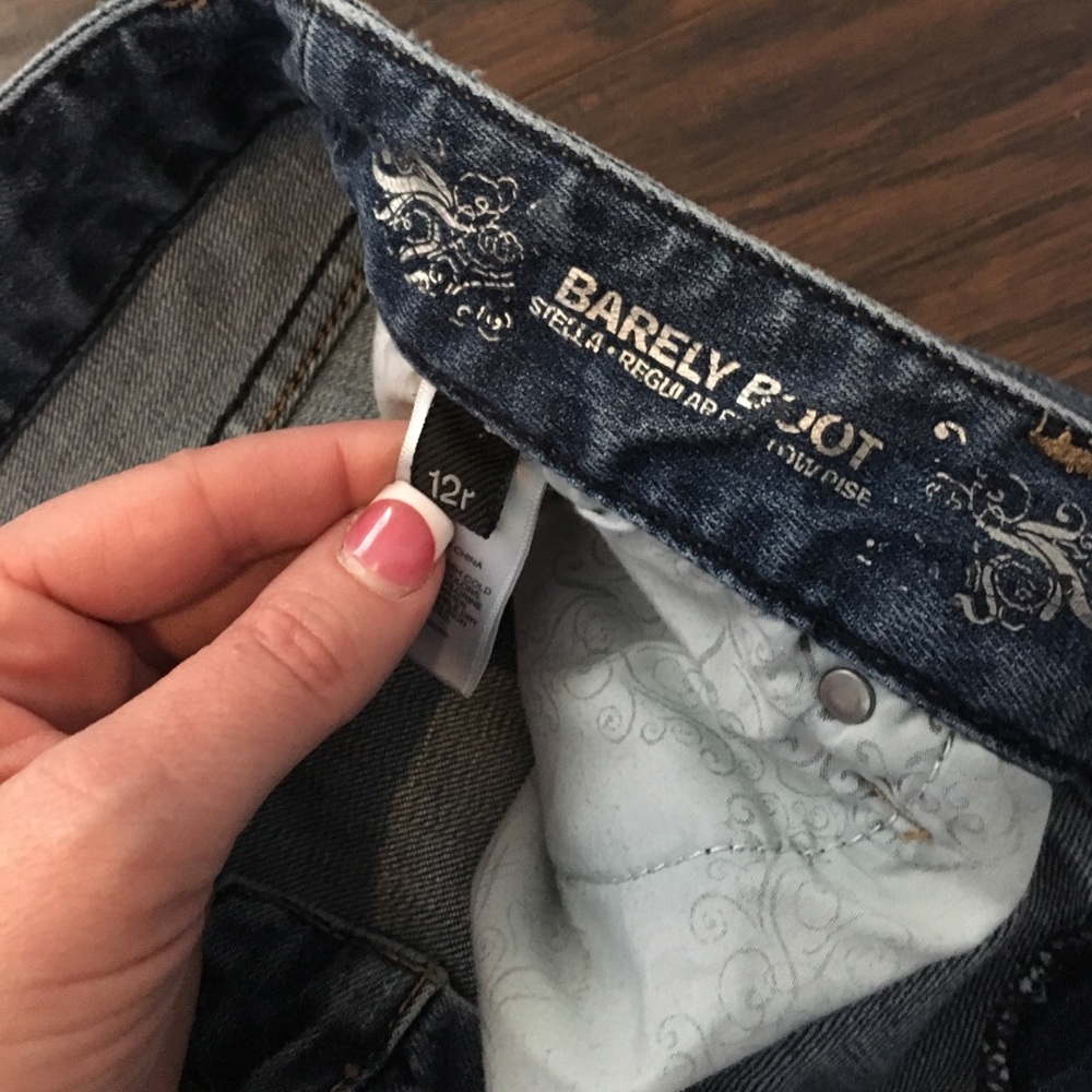Jeans - Picture 3 of 3