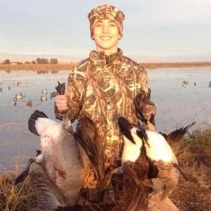 Meet your Posher, Grayson