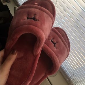 victoria secret slippers
