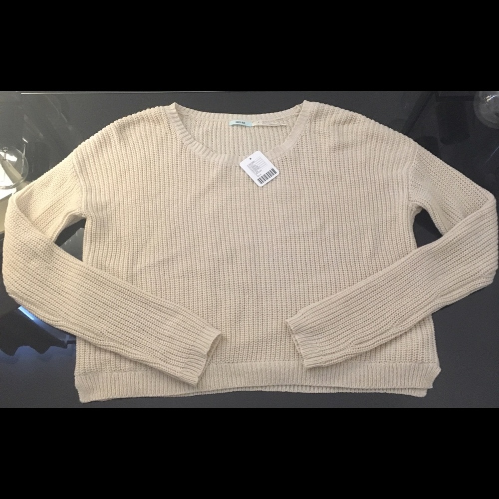 NWT! KIMCHI BLUE IVORY SWEATER SIZE S