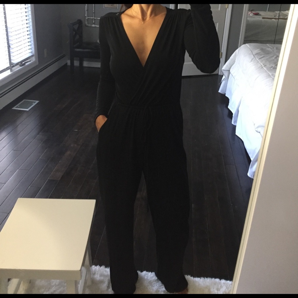 SOLD BCBG long sleeve Jumpsuit! Open back! - Picture 1 of 6