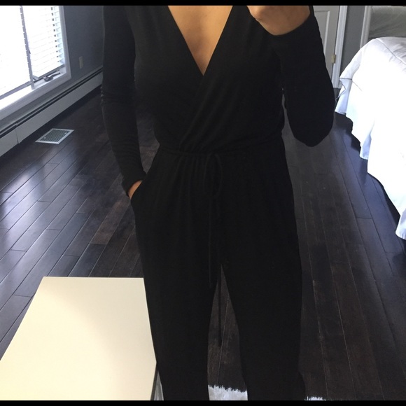 SOLD BCBG long sleeve Jumpsuit! Open back! - Picture 2 of 6