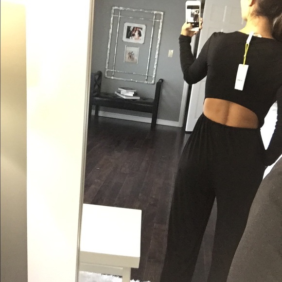 SOLD BCBG long sleeve Jumpsuit! Open back! - Picture 6 of 6