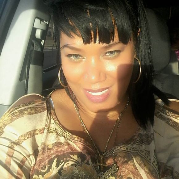 Meet your Posher, Emma - Picture 1 of 1