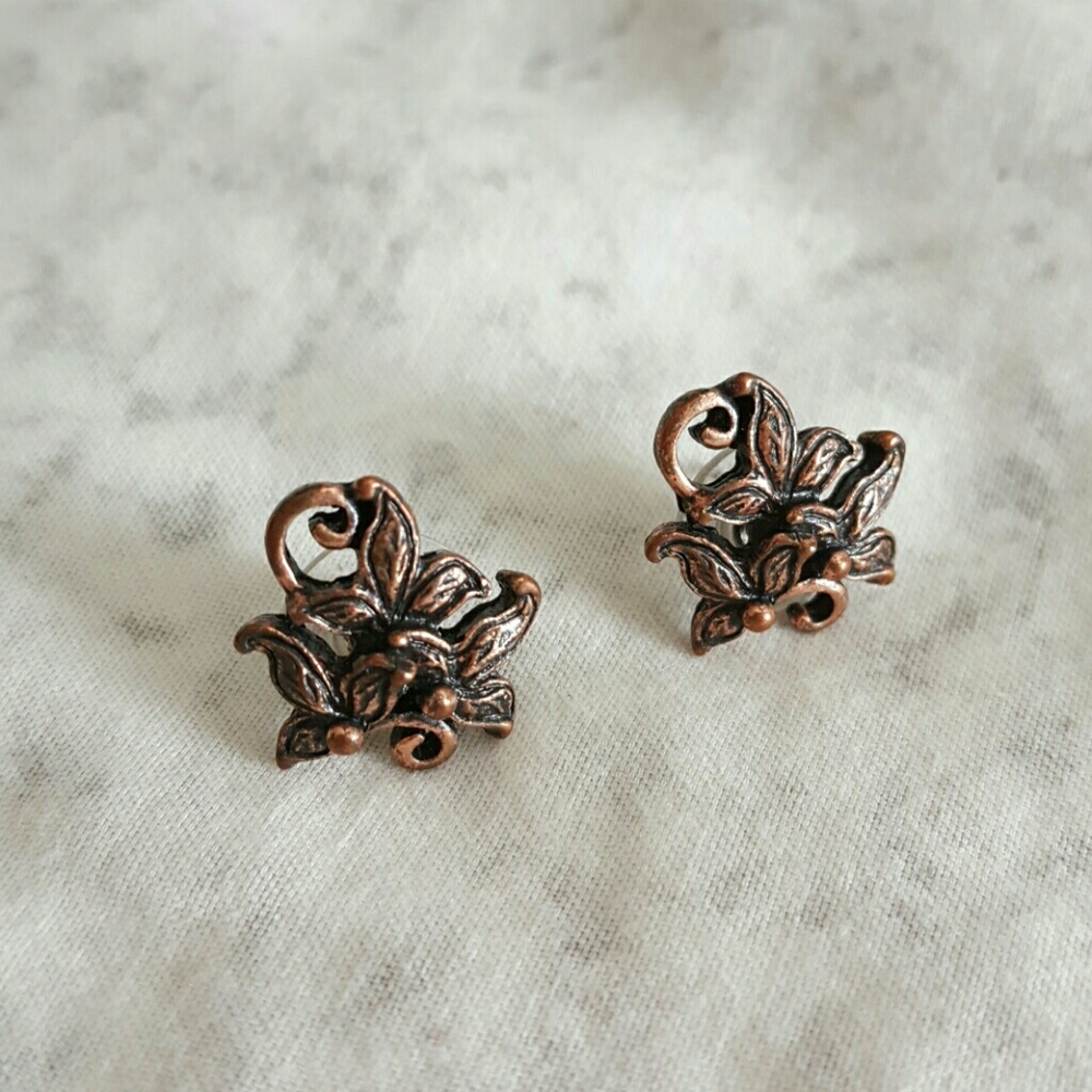 Garden Studs
