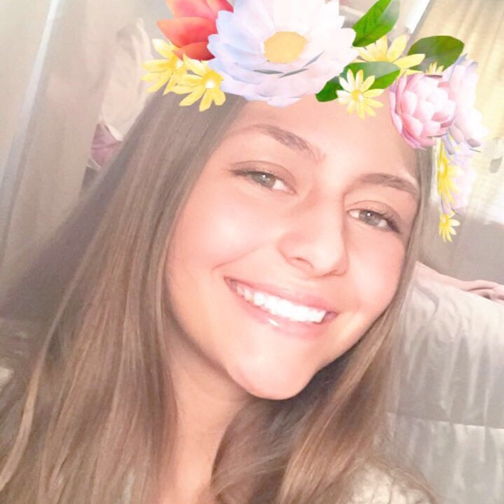 Meet your Posher, Delaney