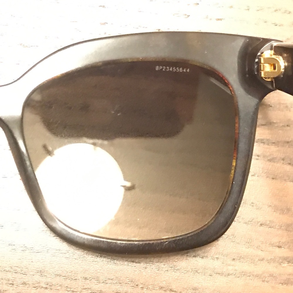 PRADA SUNGLASSES - Picture 4 of 4