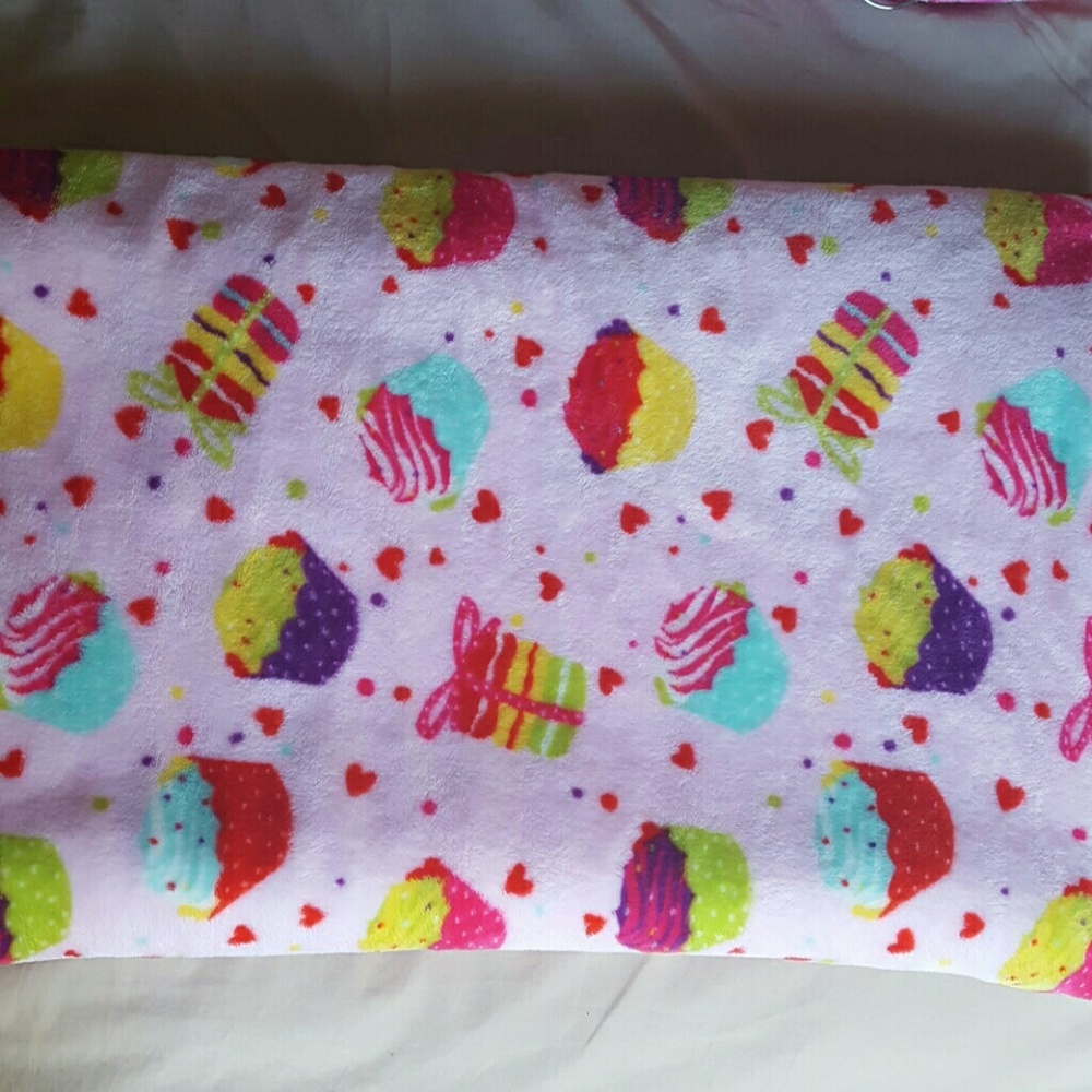 Cupcake Throw Blanket *Incredibly Soft*
