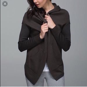Lululemon cabin yogi wrap