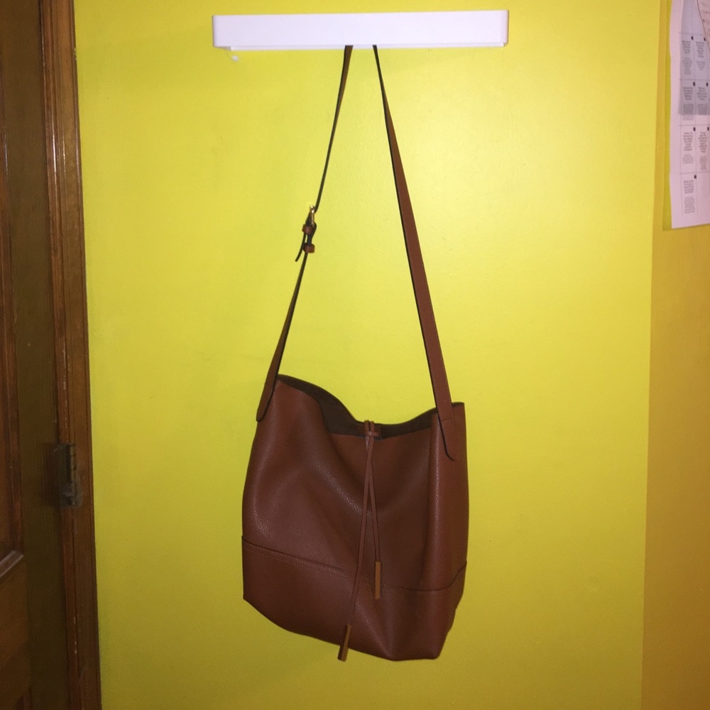 Street Level Tote bag