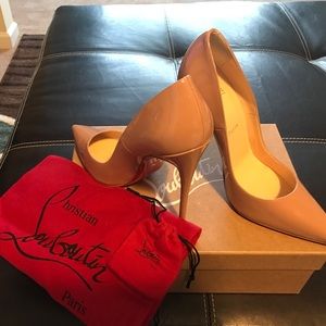 CHRISTIAN LOUBOUTIN SO KATE PATENT NUDE SIZE 40