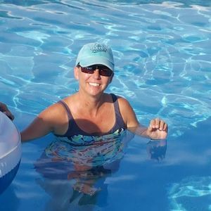 Meet your Posher, Candy