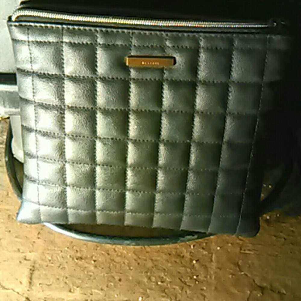 KESTREL MAKE UP BAG