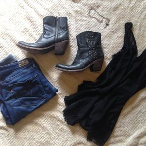 Liberty Black Size 10 Booties