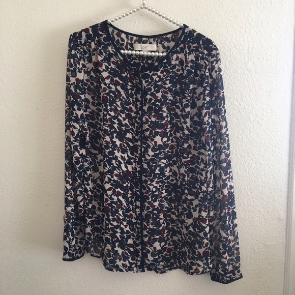 Loft floral button down blouse - Picture 4 of 6